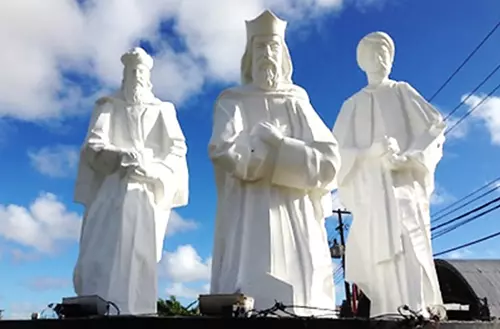 1645017085620cf7fd0af8c