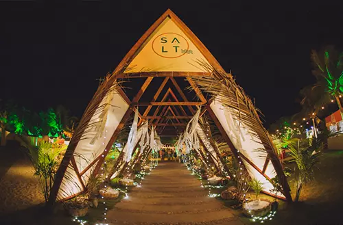 1645645896621690488e649